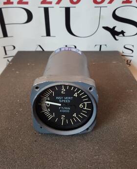 C661006-0101 Aerosonic Vertical Speed Indicator - Used Part