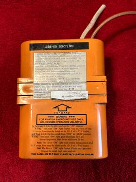 Ak-451-af-ap-s Ameri-king Ak-451- Af Ap S Ak 451 Elt P/n Emergency Locator Transmitter