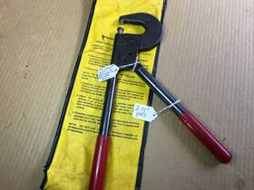 9070-3 Avionics Aircraft 3 Inch Yoke Hand Rivet Squeezer 9070-3 Avionics Aircraft 3 Inch Yoke Hand Rivet Squeezer