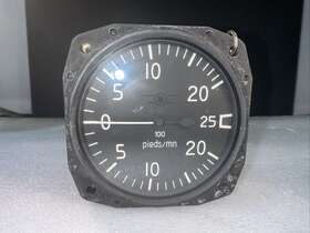 1428-11a Badin Crouzet Variometer Vertical Speed Indicator 2500 Mn 1428-11a Badin Crouzet Variometer Vertical Speed Indicator 2500 Mn