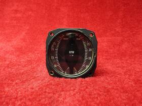 C-668021-0102 Bendix Dual Tachometer 24v Pn 10-382300-3a C-668021-0102 Bendix Dual Tachometer 24v Pn 10-382300-3a