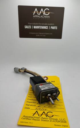 071-1242-07 Bendix King Bendix/king Slaving Accessory Ka51b Removed Working 8/5/25 071-1242-07 Bendix King Bendix/king Slaving Accessory Ka51b Removed Working 8/5/25