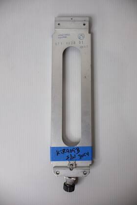 071-4020-01 Bendix King Ktr 909b Mounting Tray 071-4020-01 Bendix King Ktr 909b Mounting Tray