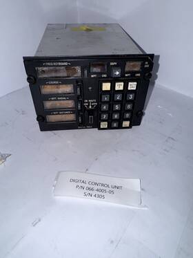 066-4005-05 Bendix King Pn Digital Control Unit Sn 4305 066-4005-05 Bendix King Pn Digital Control Unit Sn 4305