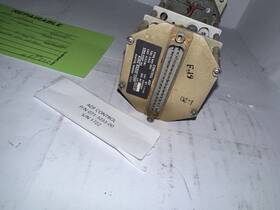 071-1033-02 Bendix King Pn Radio Corp Adf Control Sn 1722
