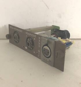 Boeing 233u7203-18 747 Aircraft Headphone Panel