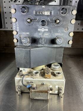 522-2458 Collins Vhs Comm Transceiver 522 2458 522-2458 Collins Vhs Comm Transceiver 522 2458