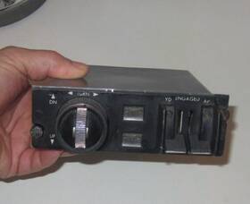 622-0141-022 Collins Auto Pilot Panel App-80 P/n As Removed Buttons Function 622-0141-022 Collins Auto Pilot Panel App-80 P/n As Removed Buttons Function