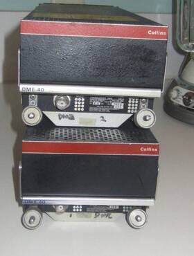 622-1233-01 Collins Dme-40 Lot Of 2 With Rack P/n As Removed