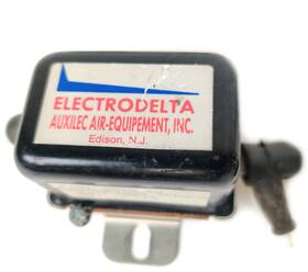 Msp64455 Electrodelta Os75-28 28v Overvoltage Sensor With 3 1/8 Inch Mounting Clamp Msp64455 Electrodelta Os75-28 28v Overvoltage Sensor With 3 1/8 Inch Mounting Clamp