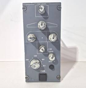 A42726-409 Fokker Aircraft Front Deck Light Control Panel