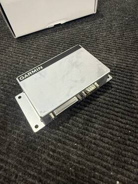 010-01172-21 Garmin Gad 29d