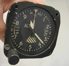 Gates Lear Jet 2480003-1 Rare Altimiter P/n With Functioning Dial