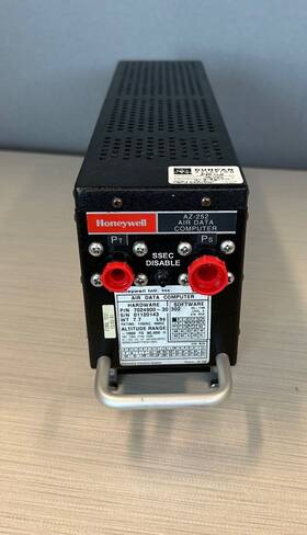 7024900-30 Honeywell Az-252 Air Data Computer Pn