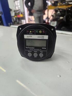Horizon Instruments P100-055-887-00 P-1000 Digital Tach 172n Pn 176001