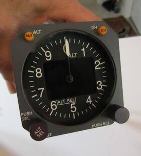 Innovative Solutions 9d-80130-1 Air Data Display Addu P/n Used As Removed