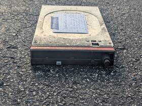 0196-01-60893 King Ky-196e Tranceiver With Tray As Removed 0196-01-60893 King Ky-196e Tranceiver With Tray As Removed