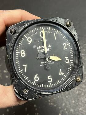 838k-10 Kollsman Instrument Corp Absolute Pressure Gauge