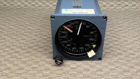 9912446-4 Kollsman Merrimack 37277-525 Airspeed/mach Indicator Removed Working