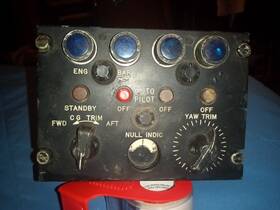 105356-01 Lear Vintage Military Auto Pilot Sikorsky Control Panel 2560 B 105356-01 Lear Vintage Military Auto Pilot Sikorsky Control Panel 2560 B