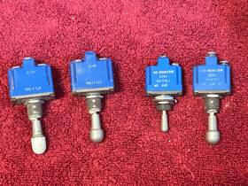 Microswitch 2tl1-50l Lot Of 4 Toggle Switches P/n 2tl1-50l/1tl1-1a/1tl1-21