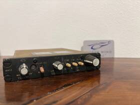 Northern Airborne Technology Aa12-003 Universal Radio Interface 28 Vdc