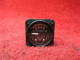 Parker 96-384013-3 1g4-32 Vacuum Pressure Gauge Pn