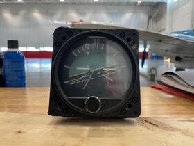 10149-007-1 Piper Artificial Horizon Model 5000e-11 10149-007-1 Piper Artificial Horizon Model 5000e-11
