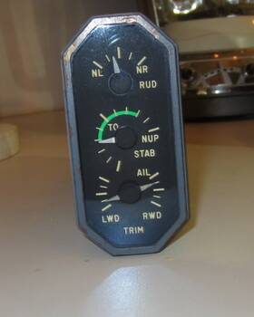 600-59125-17 Ragen Challenger Cl-600-2a12 Indicator Control Surface Trim 40-557-9/600-5912-17