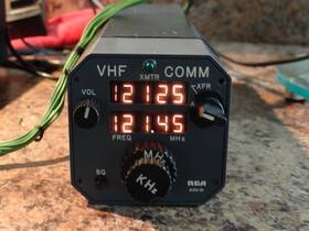 Avc-111 Rca Vintage Airplane Parts Vhf Comm Transceiver - Powers On Is Untested Avc-111 Rca Vintage Airplane Parts Vhf Comm Transceiver - Powers On Is Untested