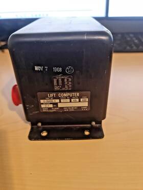 C-26406-4 Safe Flight Instrument Corp C-26406-2 Lift Computer