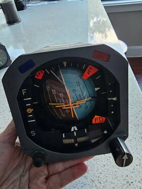 2583260 Sperry Hz-6 Horizon Flight Director Indicator Pn
