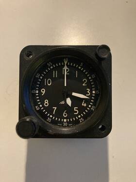 B13-941-22.28.1.a Thommen Vintage Working Swiss Made Aircraft Clock Excellent Condition