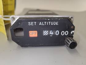 5506l-s United Instruments Inc Altitude Alerter 5506l-s United Instruments Inc Altitude Alerter