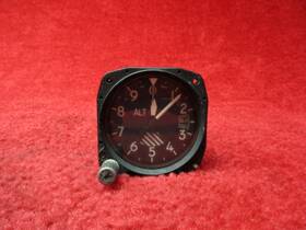 La-72-11 United Instruments 5934p Altimeter Indicator Pn