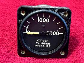 8-27-e5 Us Gauge 7/8-27-e5 2 1/4 Inch Oxygen Cylinder Pressure Indicator Pn Aw-1 8-27-e5 Us Gauge 7/8-27-e5 2 1/4 Inch Oxygen Cylinder Pressure Indicator Pn Aw-1