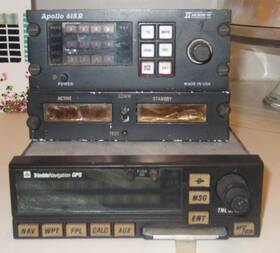071-1062-04 Various Lot Of 3 Avionics Trimble Apollo 618r Kcu 591 071-1062-04 Various Lot Of 3 Avionics Trimble Apollo 618r Kcu 591
