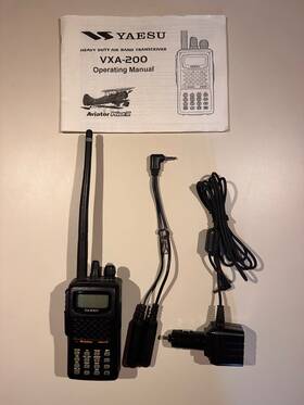 Vxa-200 Yaesu Air Band Vhf Handheld 2-way Radio