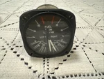 United Instruments Fuel Pressure Gauge P/n 6062, PM-44-11. Fixed Price $150.00.
